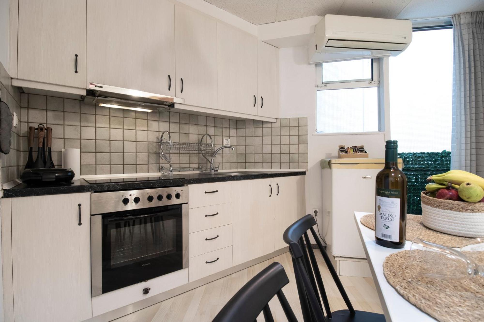 Modern City Apt In The Heart Of Heraklion Exterior foto